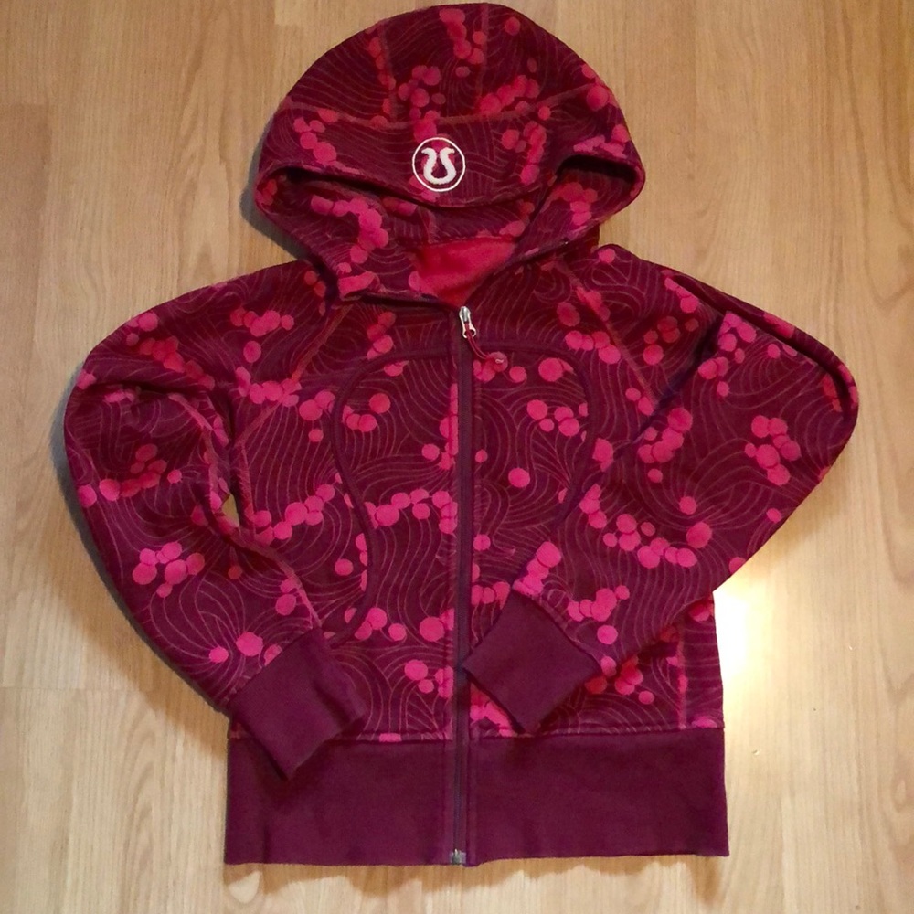 Rare print ! Lululemon scuba hoodie , size 6